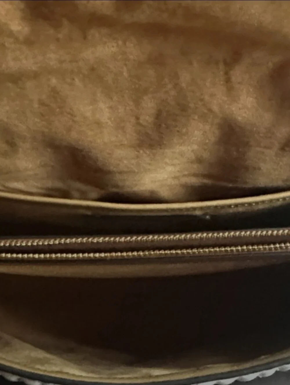 Coach elegant cream